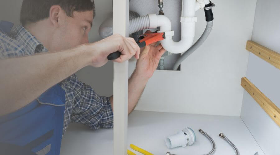 Professional sink repair in Bayside, CA